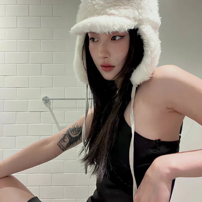 弗洛尔和她的两个丈夫
